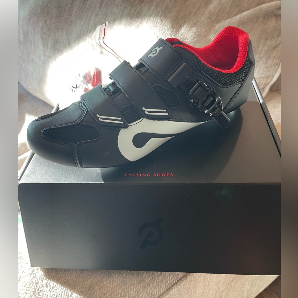 Peloton shoes size 10